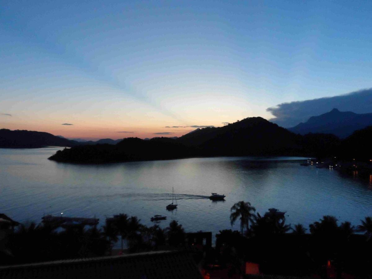 Casa Em Angra Dos Reis No Paraiso Do Condominio Do Engenho Exterior photo